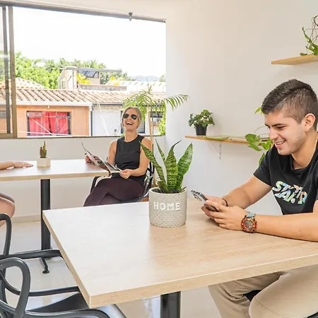 Tu Espacio Privado Encanto En Medellin E Exterior foto